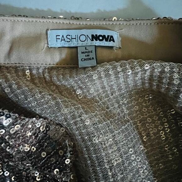 Fashion Nova Is This Star Taken Sequin Half Zip Jumpsuit Size L Large Rose Gold - Picture 5 of 8